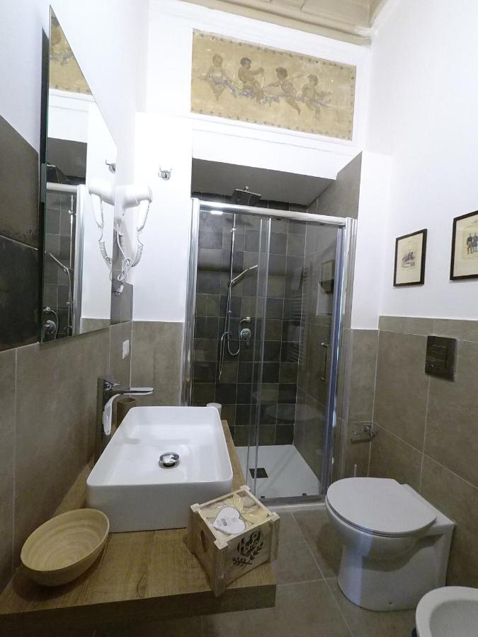 Questo Rinascimento Casa Audrey Neapel Exteriör bild