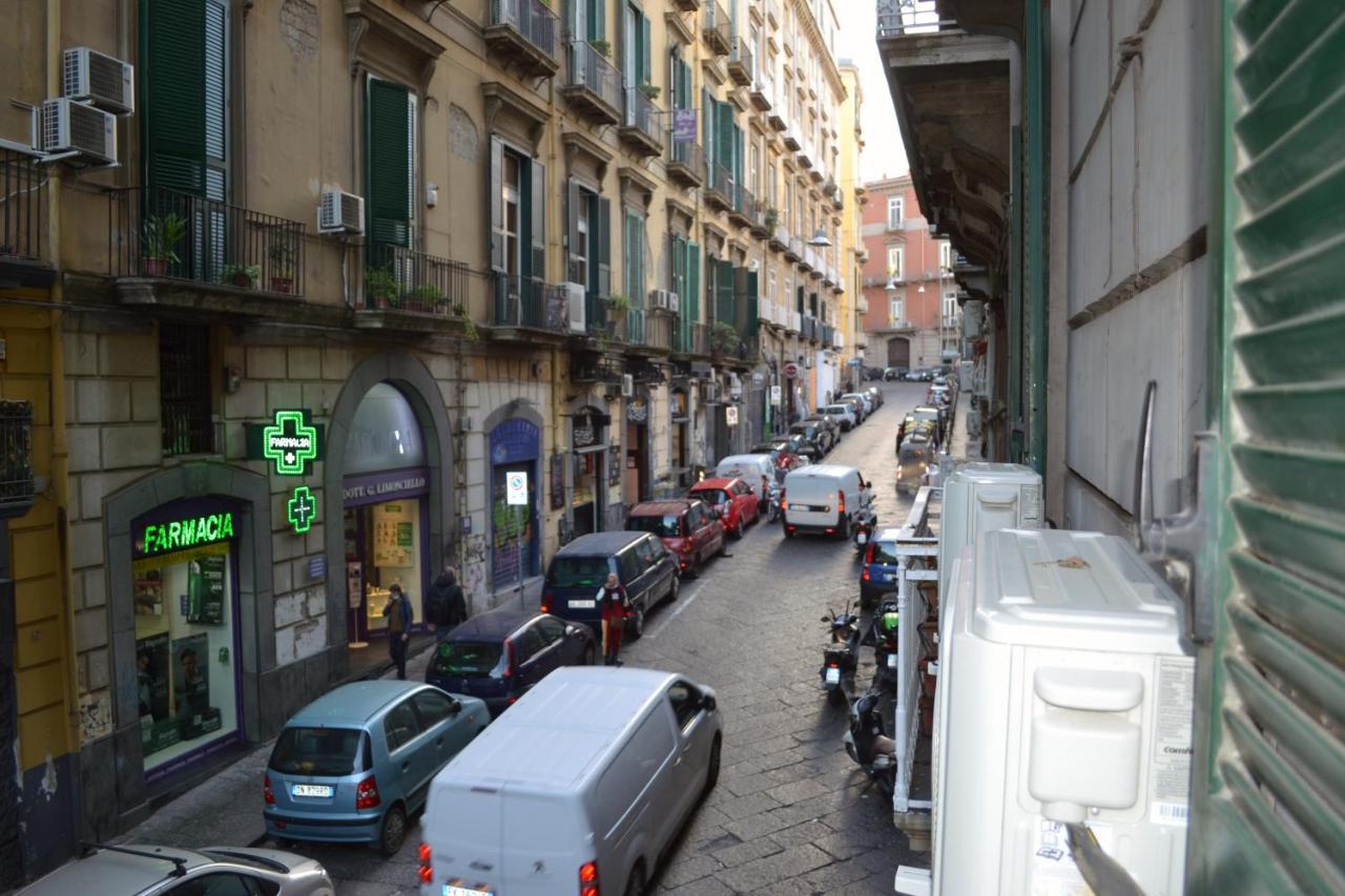 Questo Rinascimento Casa Audrey Neapel Exteriör bild