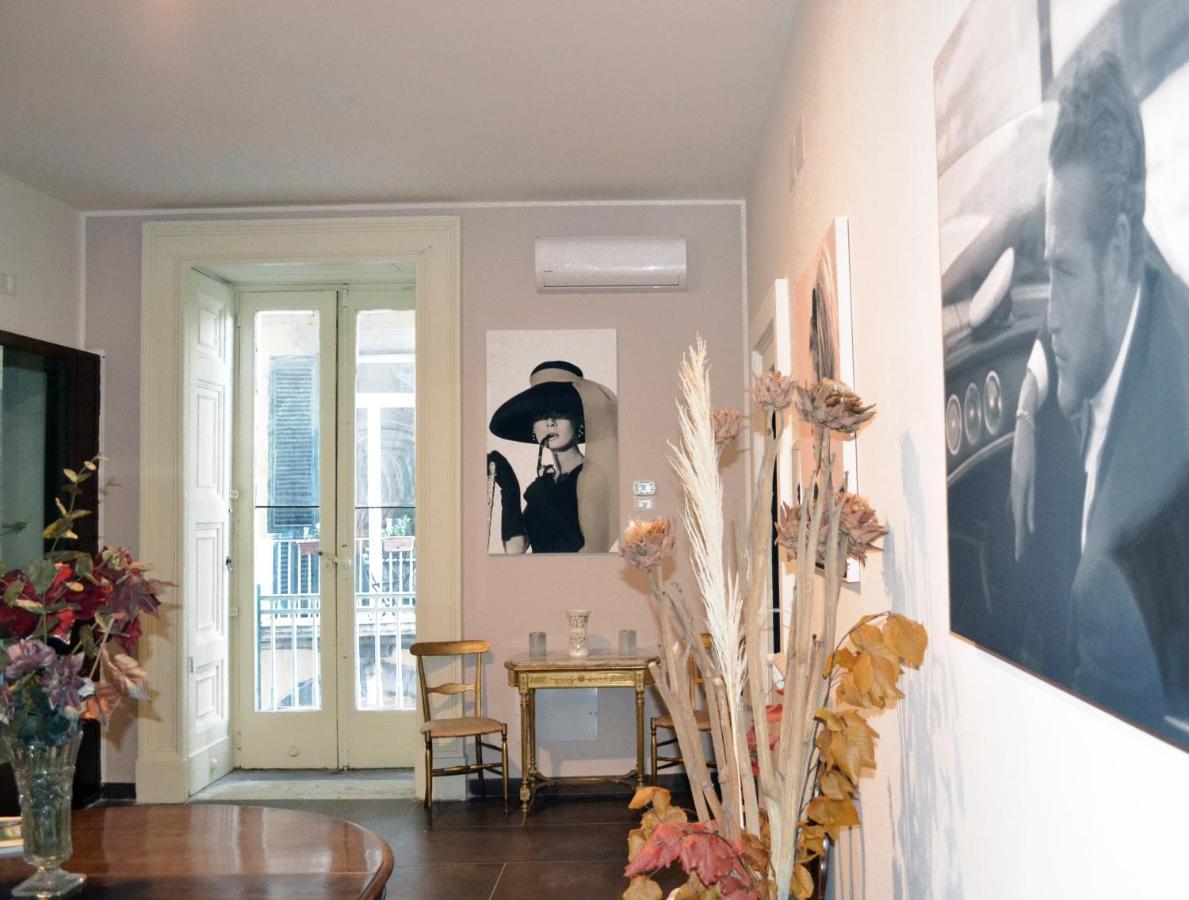 Questo Rinascimento Casa Audrey Neapel Exteriör bild